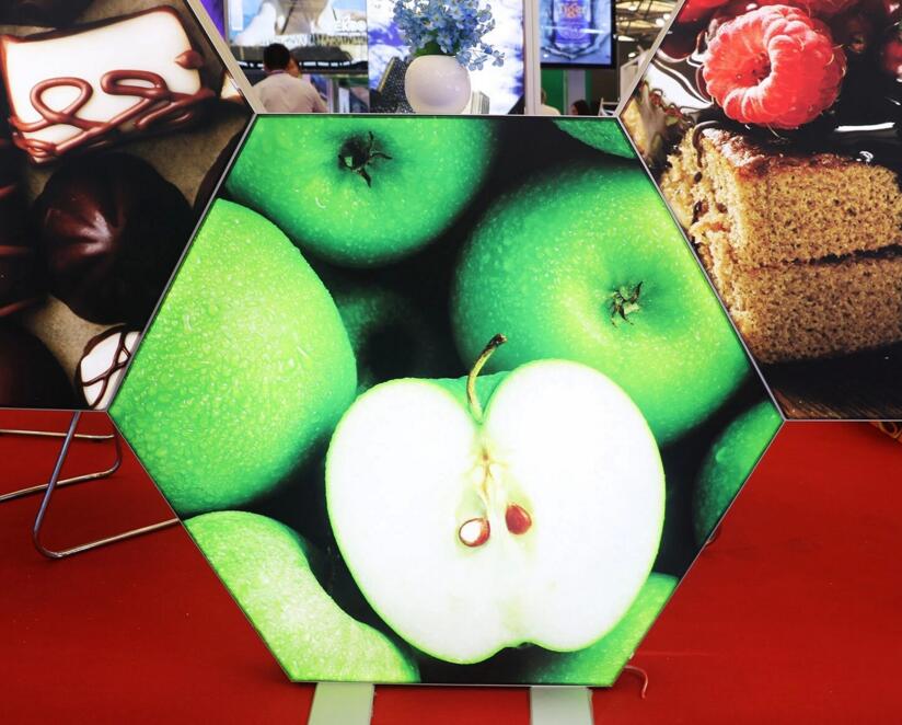 光源雙面卡布燈箱